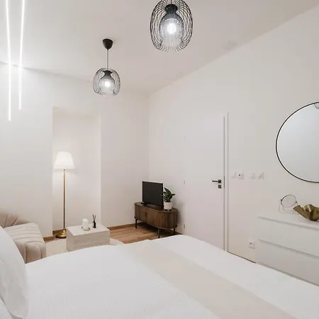 Charming & Cozy - 15 Min To Center Apartamento *